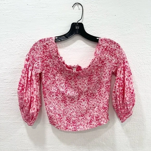 Poupette St Barth Ariel Smocked Off-the-Shoulder Crop Top Size S/M - Picture 2 of 5